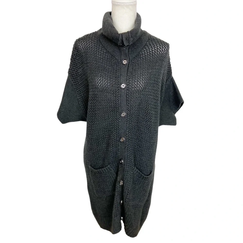 BCBG Paris Grey Waffle Knit Long Cardigan Sweater Short Sleeves Size Small - Picture 3 of 9